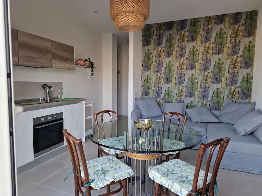 Olivella21 Luxury Apartment Montesanto Naples
